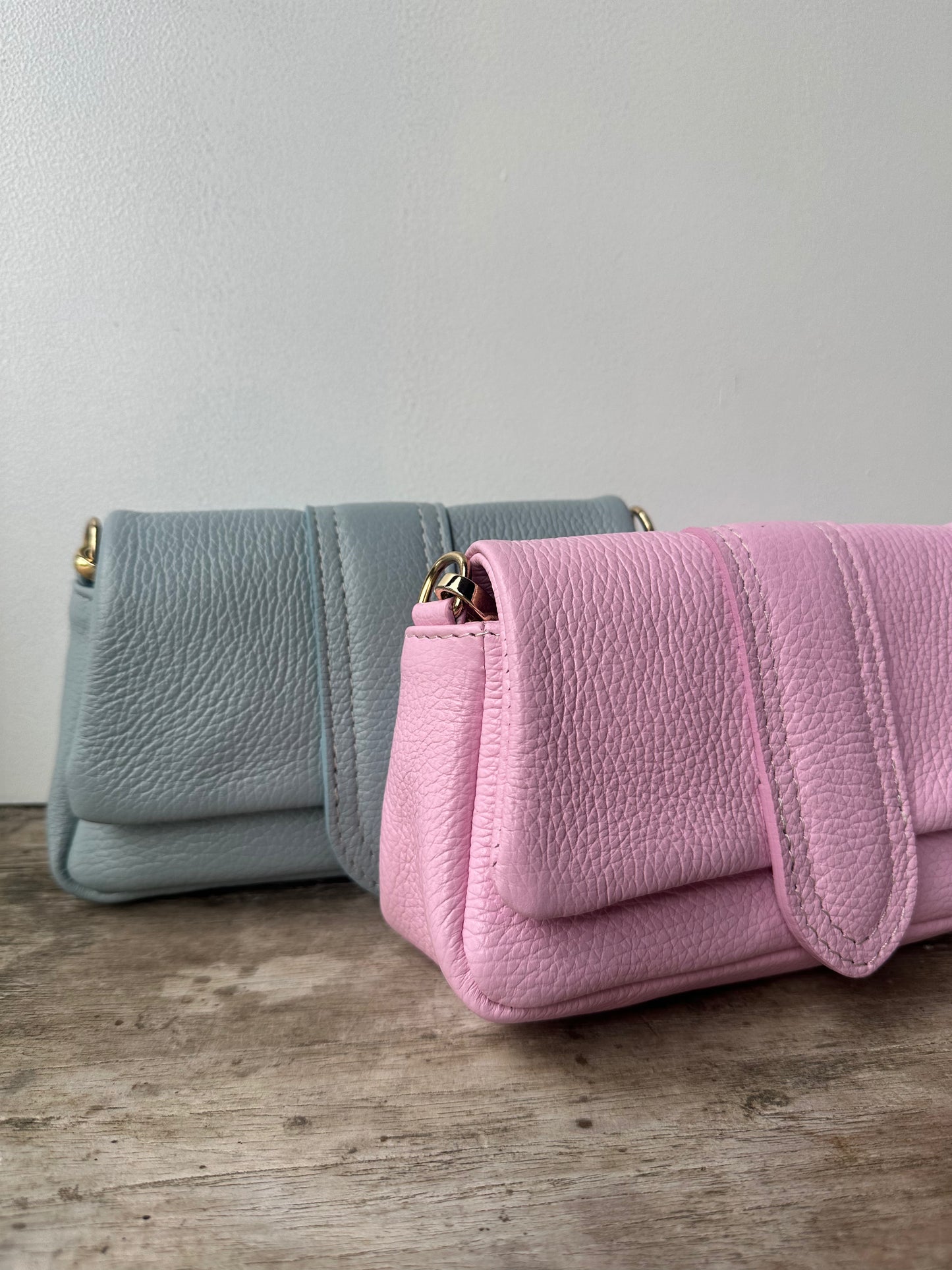 Yasmin Puffy Bag Blue