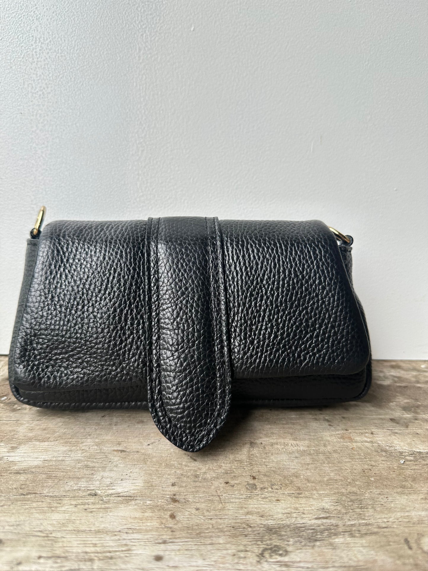 Yasmin Puffy Bag Black