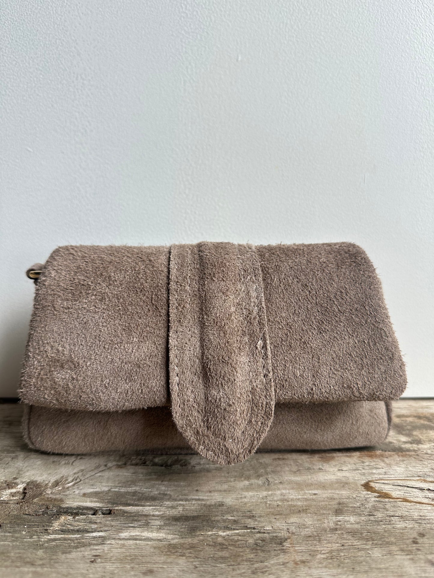 Yasmin Puffy Suede Taupe