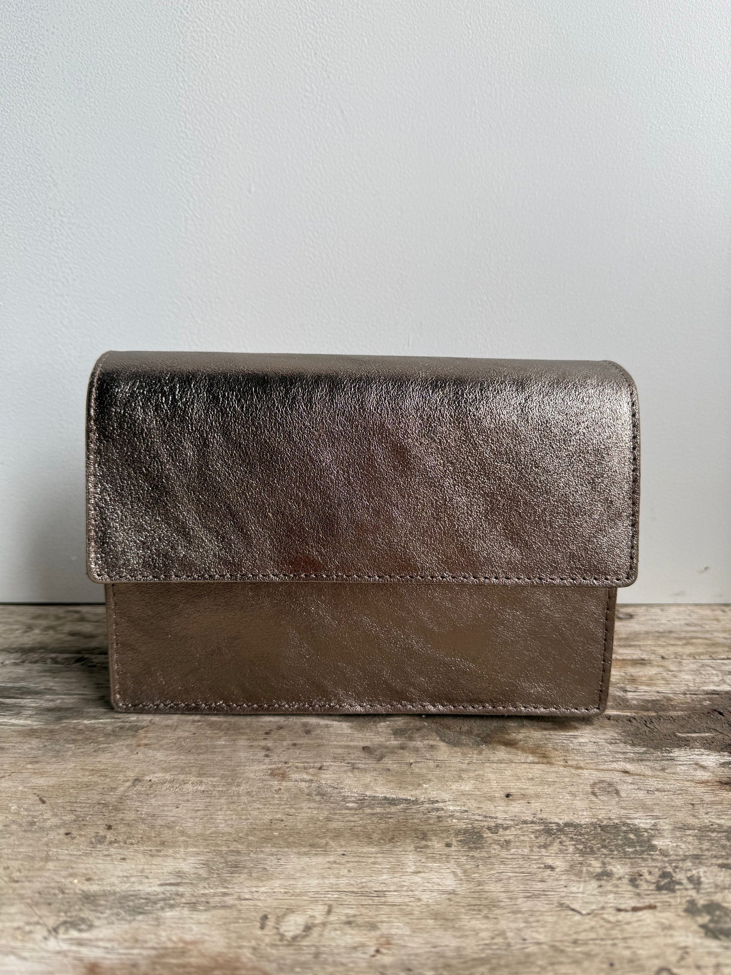Amber Bag Metallic Bronze